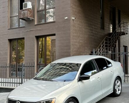 Фольксваген Джетта 2010 у Одесі на Automoto.ua Сірий Фольксваген Джетта, об'ємом двигуна 2 л та пробігом 296 тис. км за 6800 $, фото 1 на Automoto.ua