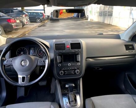 Сірий Фольксваген Джетта, об'ємом двигуна 1.4 л та пробігом 190 тис. км за 7770 $, фото 5 на Automoto.ua