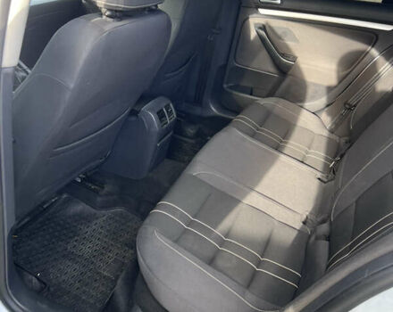 Фольксваген Джетта 2010 у Мукачеве на Automoto.ua Сірий Фольксваген Джетта, об'ємом двигуна 1.6 л та пробігом 236 тис. км за 7500 $, фото 9 на Automoto.ua