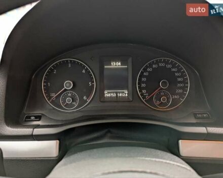 Сірий Фольксваген Джетта, об'ємом двигуна 1.6 л та пробігом 268 тис. км за 5700 $, фото 1 на Automoto.ua