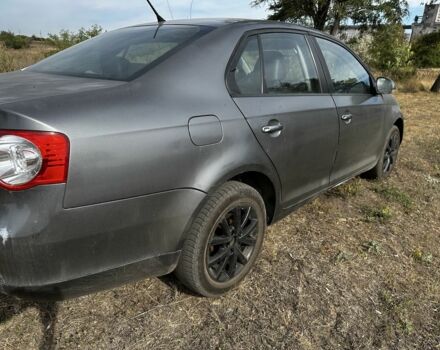 Серый Фольксваген Джетта, объемом двигателя 2.5 л и пробегом 248 тыс. км за 3599 $, фото 2 на Automoto.ua