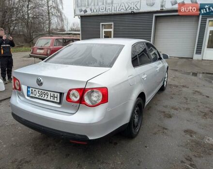 Сірий Фольксваген Джетта, об'ємом двигуна 1.6 л та пробігом 268 тис. км за 5700 $, фото 7 на Automoto.ua