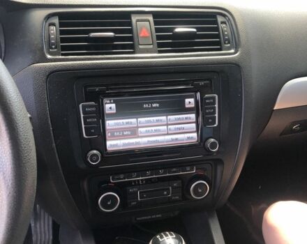 Серый Фольксваген Джетта, объемом двигателя 1.6 л и пробегом 285 тыс. км за 7200 $, фото 1 на Automoto.ua