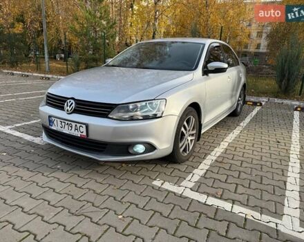 Сірий Фольксваген Джетта, об'ємом двигуна 2.48 л та пробігом 228 тис. км за 8100 $, фото 1 на Automoto.ua