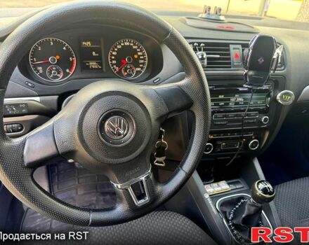 Серый Фольксваген Джетта, объемом двигателя 1.6 л и пробегом 276 тыс. км за 7000 $, фото 6 на Automoto.ua