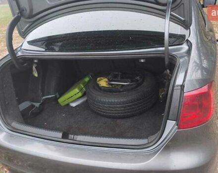 Серый Фольксваген Джетта, объемом двигателя 2.5 л и пробегом 200 тыс. км за 8200 $, фото 3 на Automoto.ua