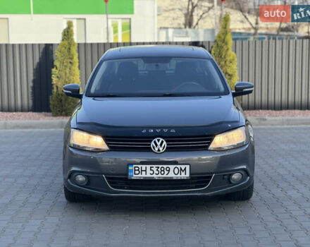 Серый Фольксваген Джетта, объемом двигателя 1.97 л и пробегом 212 тыс. км за 9200 $, фото 2 на Automoto.ua