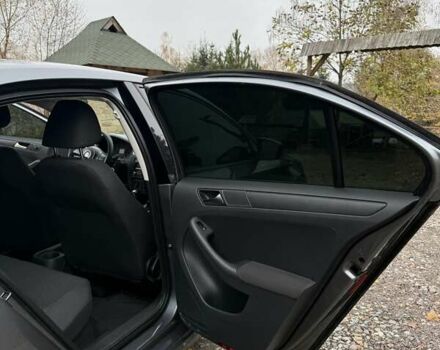 Серый Фольксваген Джетта, объемом двигателя 1.98 л и пробегом 152 тыс. км за 8900 $, фото 23 на Automoto.ua