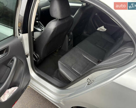 Серый Фольксваген Джетта, объемом двигателя 1.97 л и пробегом 311 тыс. км за 8100 $, фото 10 на Automoto.ua