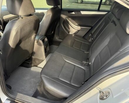 Сірий Фольксваген Джетта, об'ємом двигуна 2.5 л та пробігом 228 тис. км за 8300 $, фото 17 на Automoto.ua