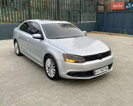 Серый Фольксваген Джетта, объемом двигателя 2.48 л и пробегом 236 тыс. км за 9900 $, фото 8 на Automoto.ua