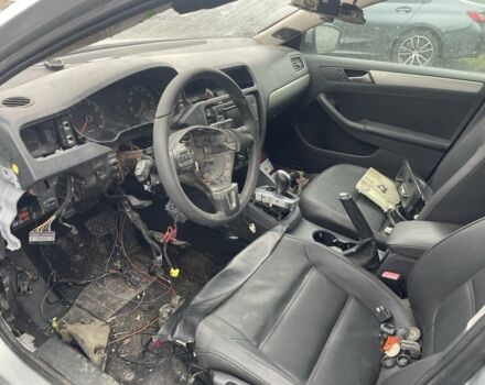 Серый Фольксваген Джетта, объемом двигателя 2.5 л и пробегом 150 тыс. км за 5200 $, фото 6 на Automoto.ua