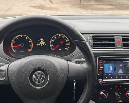 Серый Фольксваген Джетта, объемом двигателя 2.5 л и пробегом 260 тыс. км за 8750 $, фото 5 на Automoto.ua