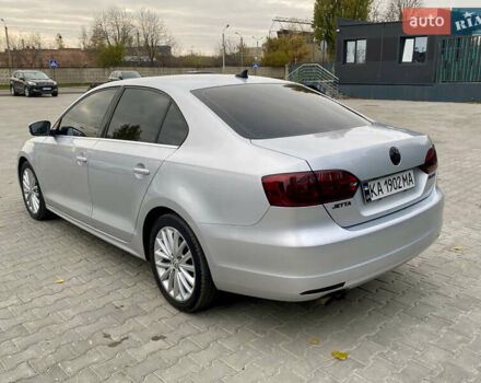 Серый Фольксваген Джетта, объемом двигателя 2.48 л и пробегом 236 тыс. км за 9900 $, фото 3 на Automoto.ua