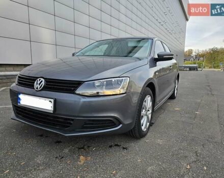 Серый Фольксваген Джетта, объемом двигателя 2.48 л и пробегом 184 тыс. км за 8700 $, фото 16 на Automoto.ua