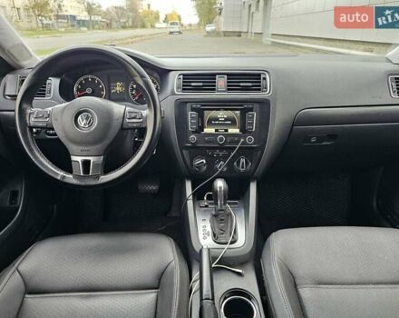 Серый Фольксваген Джетта, объемом двигателя 2.48 л и пробегом 184 тыс. км за 8700 $, фото 18 на Automoto.ua