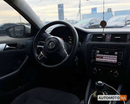 Серый Фольксваген Джетта, объемом двигателя 1.6 л и пробегом 271 тыс. км за 9300 $, фото 17 на Automoto.ua