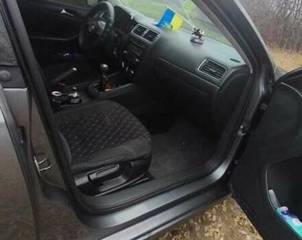 Серый Фольксваген Джетта, объемом двигателя 2.5 л и пробегом 200 тыс. км за 8200 $, фото 26 на Automoto.ua