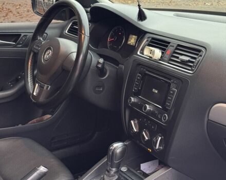 Серый Фольксваген Джетта, объемом двигателя 2.5 л и пробегом 198 тыс. км за 9300 $, фото 8 на Automoto.ua