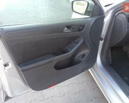 Серый Фольксваген Джетта, объемом двигателя 2.5 л и пробегом 103 тыс. км за 8400 $, фото 22 на Automoto.ua