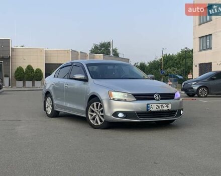 Серый Фольксваген Джетта, объемом двигателя 2.48 л и пробегом 133 тыс. км за 8800 $, фото 1 на Automoto.ua