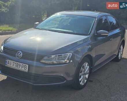 Серый Фольксваген Джетта, объемом двигателя 2.48 л и пробегом 180 тыс. км за 9000 $, фото 1 на Automoto.ua