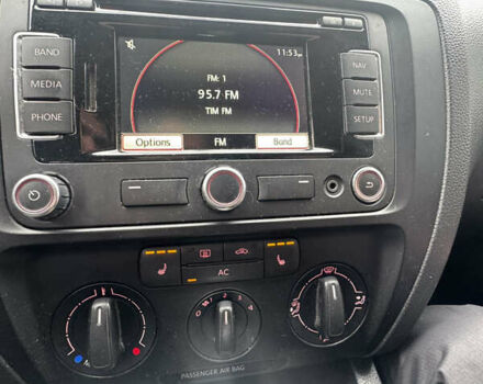 Серый Фольксваген Джетта, объемом двигателя 2 л и пробегом 220 тыс. км за 7900 $, фото 7 на Automoto.ua