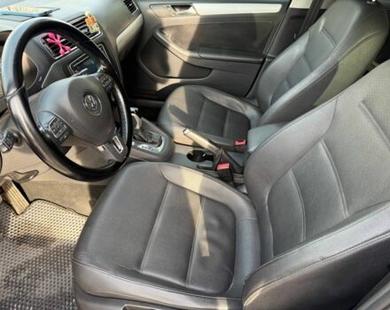 Сірий Фольксваген Джетта, об'ємом двигуна 2.5 л та пробігом 228 тис. км за 8300 $, фото 15 на Automoto.ua