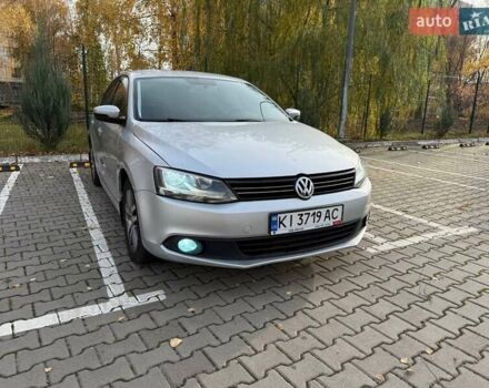 Сірий Фольксваген Джетта, об'ємом двигуна 2.48 л та пробігом 228 тис. км за 8100 $, фото 12 на Automoto.ua