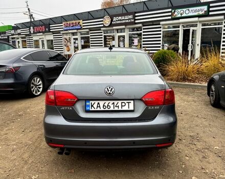 Серый Фольксваген Джетта, объемом двигателя 2.5 л и пробегом 300 тыс. км за 8500 $, фото 5 на Automoto.ua