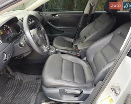 Серый Фольксваген Джетта, объемом двигателя 2.48 л и пробегом 208 тыс. км за 10499 $, фото 11 на Automoto.ua