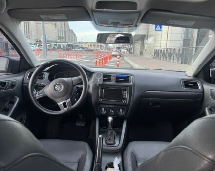 Сірий Фольксваген Джетта, об'ємом двигуна 2.5 л та пробігом 300 тис. км за 8500 $, фото 8 на Automoto.ua