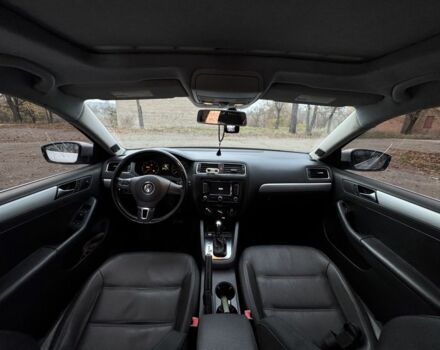 Серый Фольксваген Джетта, объемом двигателя 2.5 л и пробегом 198 тыс. км за 9300 $, фото 6 на Automoto.ua