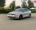 Серый Фольксваген Джетта, объемом двигателя 2.48 л и пробегом 133 тыс. км за 8800 $, фото 1 на Automoto.ua