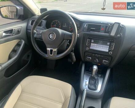 Серый Фольксваген Джетта, объемом двигателя 2.48 л и пробегом 133 тыс. км за 8800 $, фото 20 на Automoto.ua