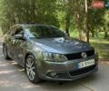 Сірий Фольксваген Джетта, об'ємом двигуна 2.48 л та пробігом 260 тис. км за 7999 $, фото 1 на Automoto.ua