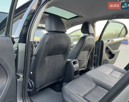 Серый Фольксваген Джетта, объемом двигателя 1.97 л и пробегом 212 тыс. км за 9200 $, фото 30 на Automoto.ua