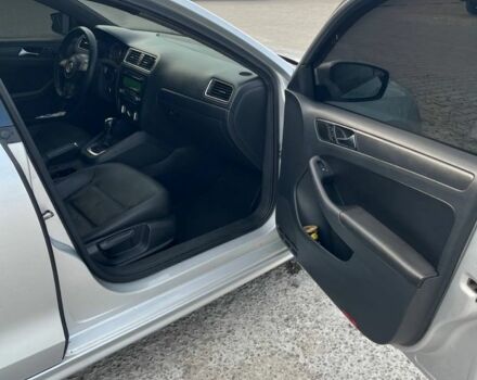 Сірий Фольксваген Джетта, об'ємом двигуна 2.5 л та пробігом 302 тис. км за 7600 $, фото 8 на Automoto.ua