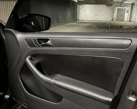 Серый Фольксваген Джетта, объемом двигателя 2.5 л и пробегом 285 тыс. км за 9500 $, фото 12 на Automoto.ua