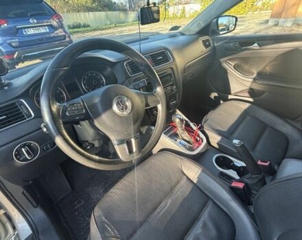 Серый Фольксваген Джетта, объемом двигателя 2.5 л и пробегом 220 тыс. км за 9000 $, фото 5 на Automoto.ua