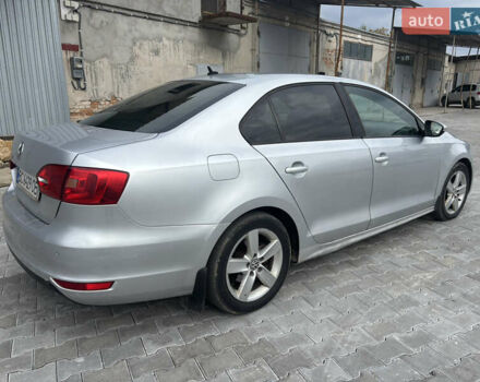 Сірий Фольксваген Джетта, об'ємом двигуна 1.6 л та пробігом 284 тис. км за 6350 $, фото 5 на Automoto.ua