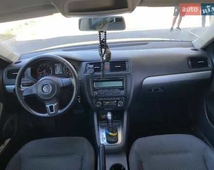 Сірий Фольксваген Джетта, об'ємом двигуна 1.39 л та пробігом 327 тис. км за 7600 $, фото 15 на Automoto.ua