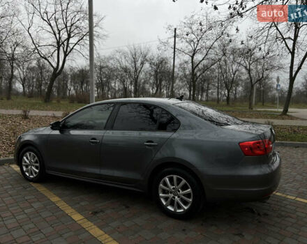 Серый Фольксваген Джетта, объемом двигателя 2.48 л и пробегом 226 тыс. км за 8700 $, фото 5 на Automoto.ua