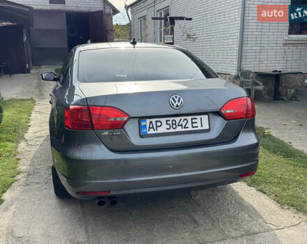 Серый Фольксваген Джетта, объемом двигателя 2.5 л и пробегом 215 тыс. км за 8500 $, фото 2 на Automoto.ua