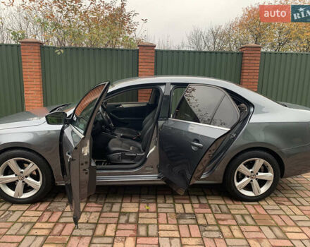 Сірий Фольксваген Джетта, об'ємом двигуна 2.5 л та пробігом 279 тис. км за 7200 $, фото 15 на Automoto.ua