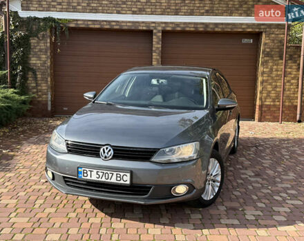 Фольксваген Джетта 2012 в Одессе на Automoto.ua Серый Фольксваген Джетта, объемом двигателя 1.4 л и пробегом 189 тыс. км за 8800 $, фото 4 на Automoto.ua