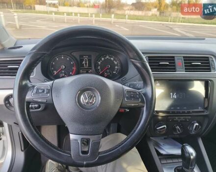 Сірий Фольксваген Джетта, об'ємом двигуна 2.5 л та пробігом 111 тис. км за 9500 $, фото 7 на Automoto.ua