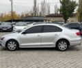 Фольксваген Джетта 2012 в Кривом Роге на Automoto.ua Серый Фольксваген Джетта, объемом двигателя 2 л и пробегом 153 тыс. км за 7700 $, фото 2 на Automoto.ua