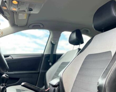 Серый Фольксваген Джетта, объемом двигателя 1.4 л и пробегом 290 тыс. км за 8990 $, фото 11 на Automoto.ua