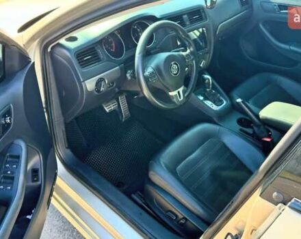 Серый Фольксваген Джетта, объемом двигателя 2.48 л и пробегом 150 тыс. км за 8800 $, фото 9 на Automoto.ua